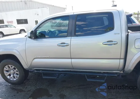 2019 Toyota Tacoma Sr5 V6 z USA, uszkodzony, nr VIN 3TMAZ5CN5KM081947